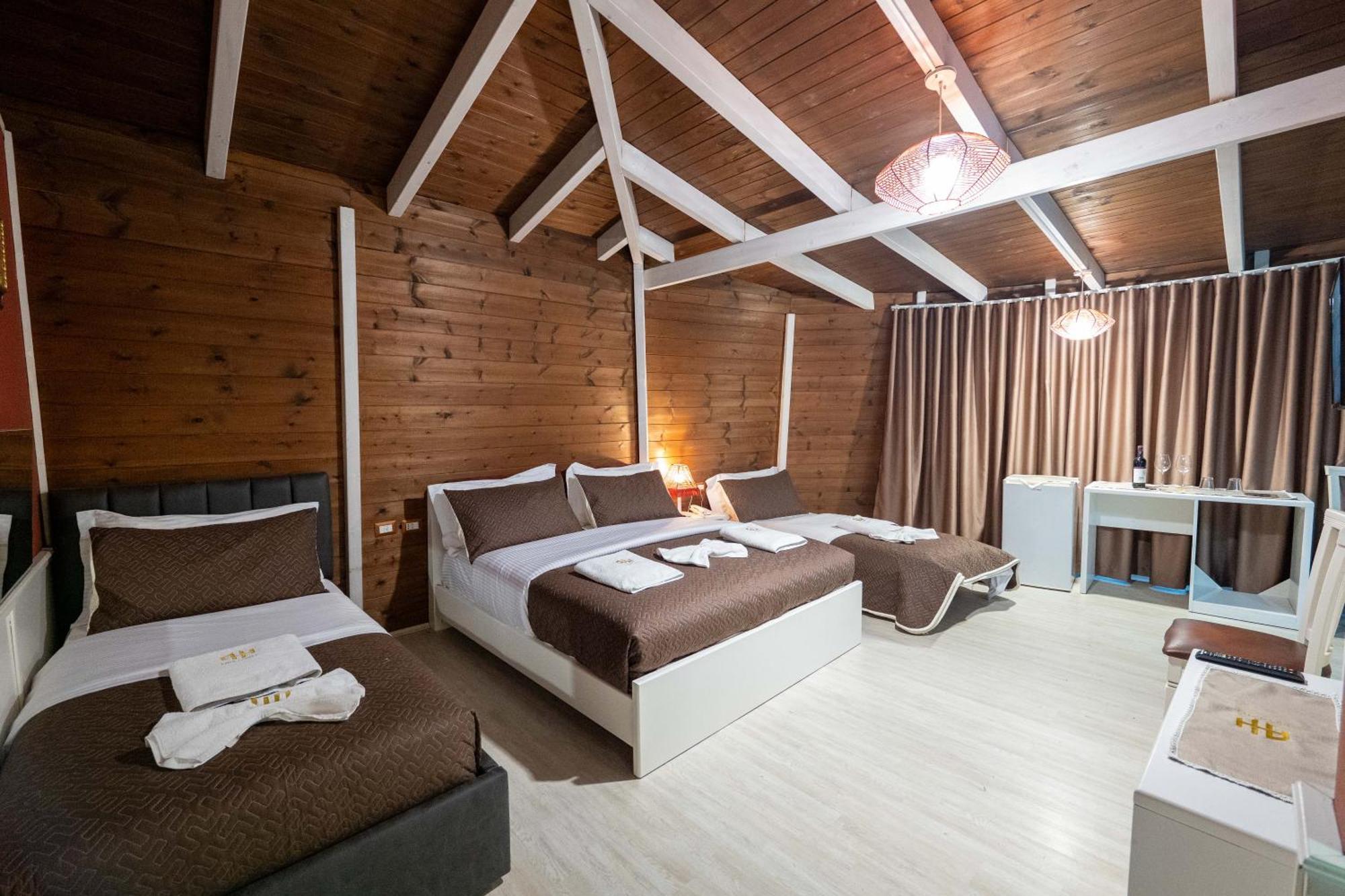 Aria 3* Tirana